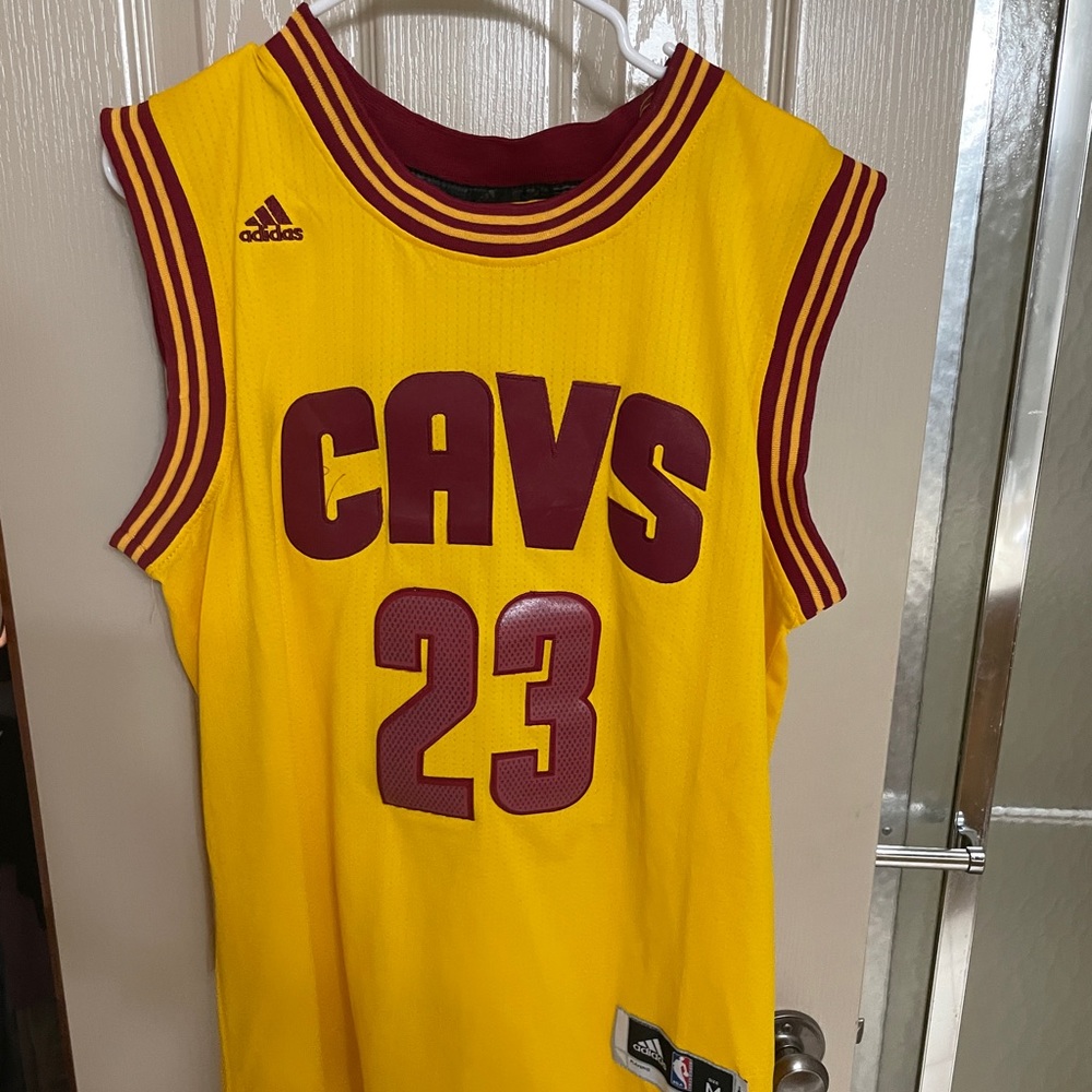 Lebron James Vintage Cavs Adidas NBA Jersey M Medium